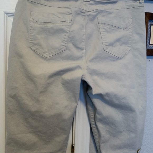 Capri - Picture 2 of 4